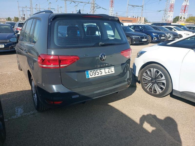 Volkswagen Touran 2.0 TDI Edition BlueMotion Tech — zdjęcie 3