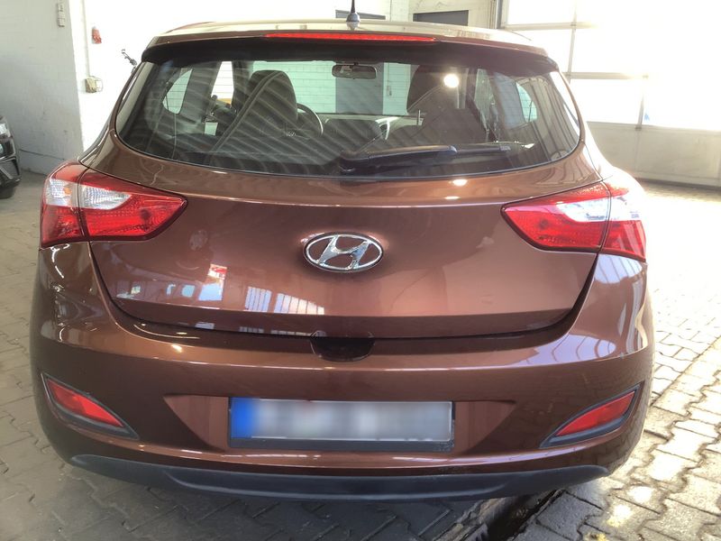 Hyundai i30 1.4 Classic — zdjęcie 5
