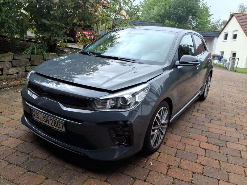 Kia Rio 1.0 TGDI Mild-Hybrid GT Line — zdjęcie 2