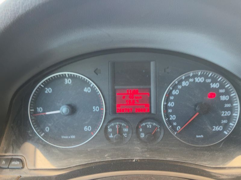 Volkswagen Golf V 2.0 TDI Sportline — zdjęcie 4