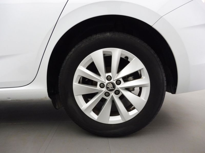 Skoda Scala 1.0 TSI Selection — zdjęcie 19