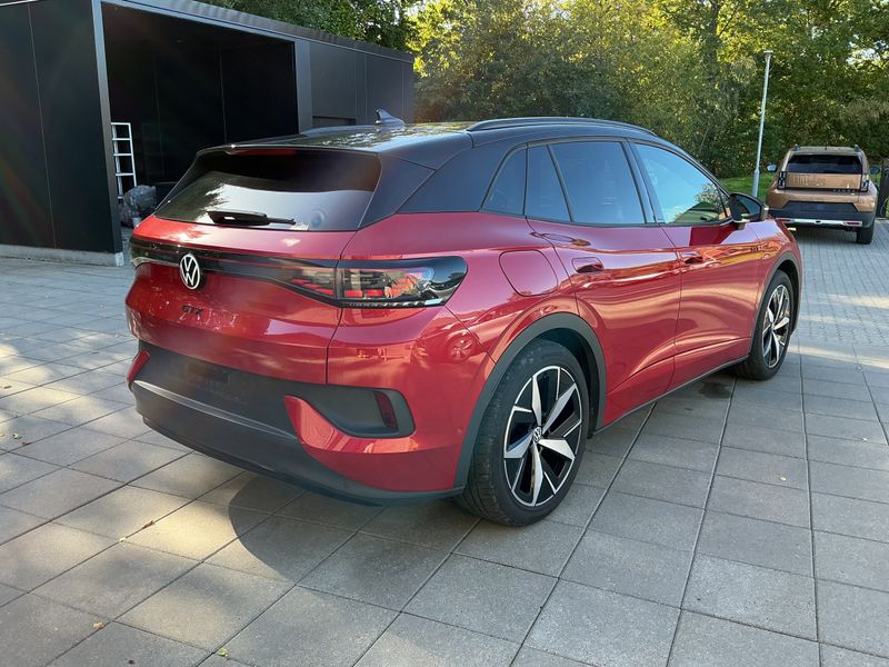 Volkswagen ID.4 electric drive 250 kW GTX mit Infotainment-Paket 4Motion — zdjęcie 3