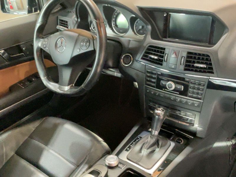 Mercedes-Benz E-Klasse E 350 CGI Elegance — zdjęcie 12