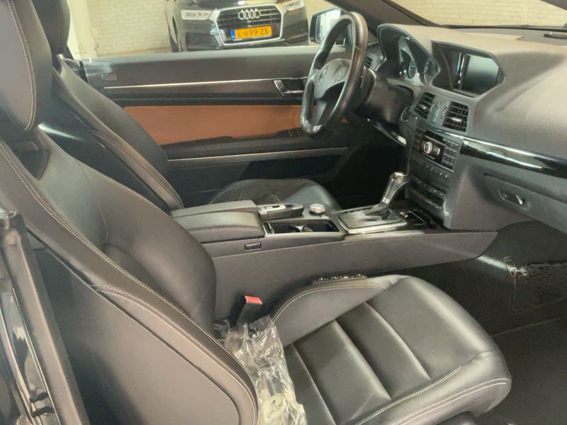 Mercedes-Benz E-Klasse E 350 CGI Elegance — zdjęcie 11