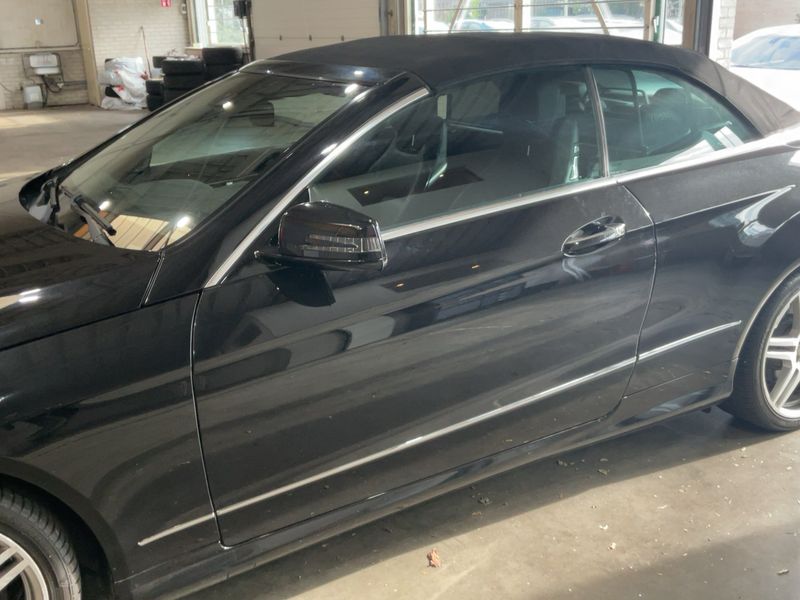 Mercedes-Benz E-Klasse E 350 CGI Elegance — zdjęcie 4