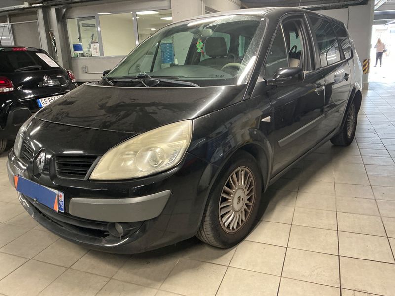 Renault Grand Scenic 2.0 Turbo Privilege