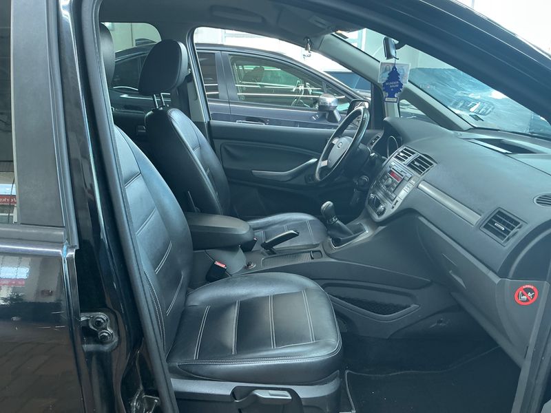Ford C-Max 1.8 Black Magic — zdjęcie 3