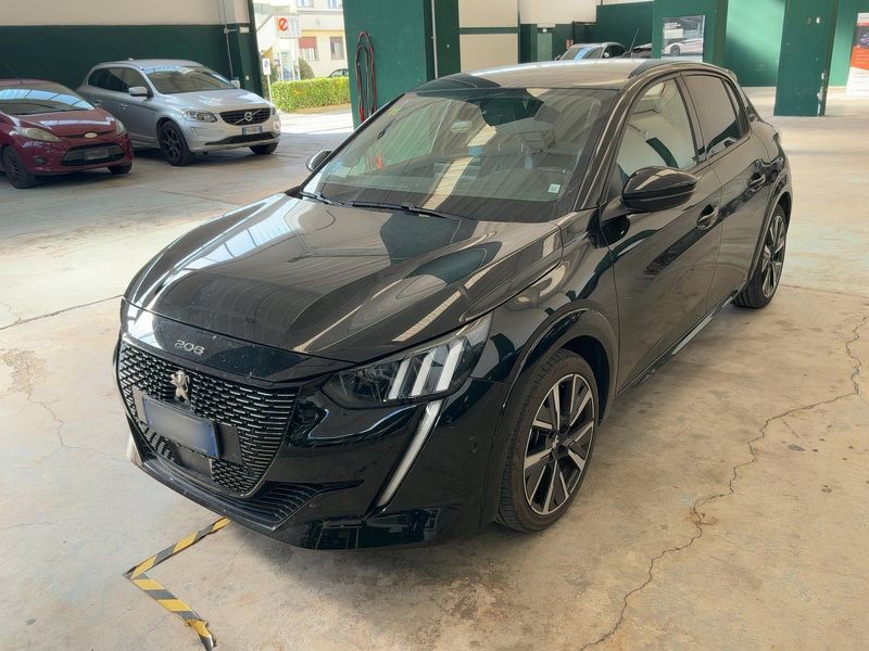 Peugeot 208 1.2 PureTech GT Line — zdjęcie 1