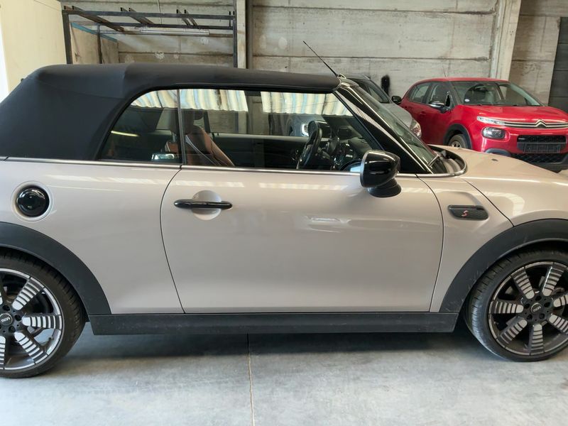 MINI Cabrio Cooper S Classic Trim — zdjęcie 7
