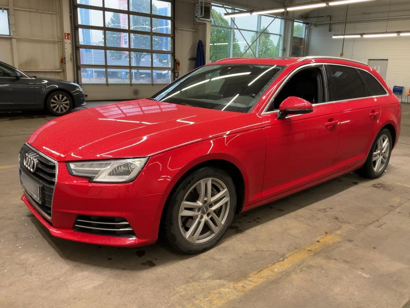 Audi A4 2.0 TDI Sport — zdjęcie 1
