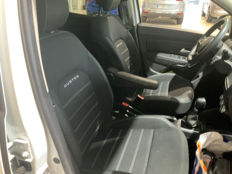 Dacia Duster 1.5 dCi Prestige — zdjęcie 11