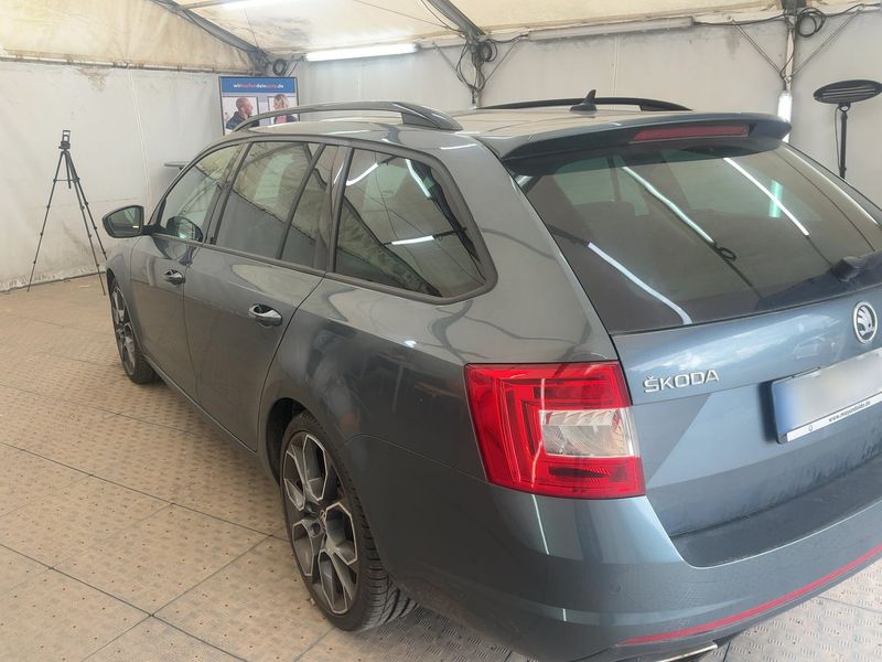 Skoda Octavia 2.0 TDI RS — zdjęcie 3
