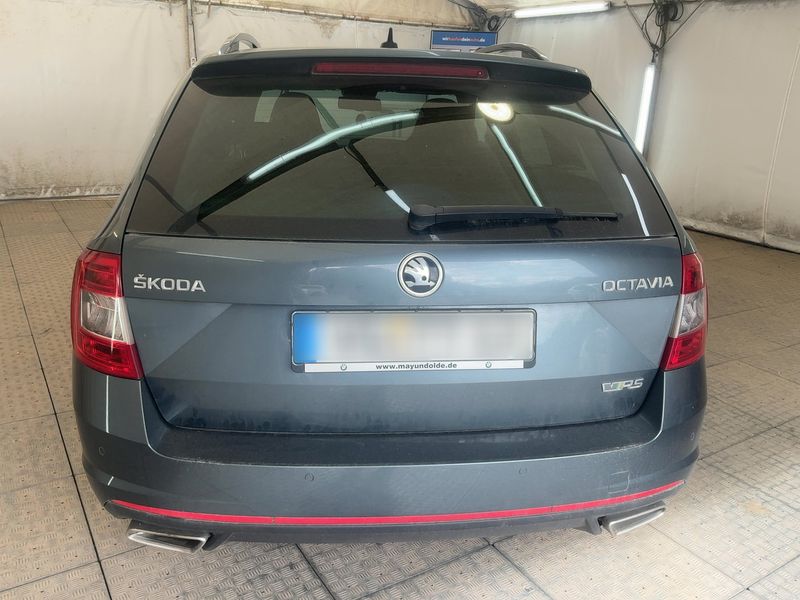 Skoda Octavia 2.0 TDI RS — zdjęcie 5
