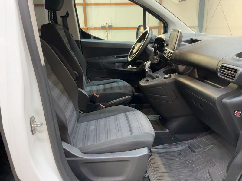Opel Combo Life 1.5 CDTI Edition — zdjęcie 11