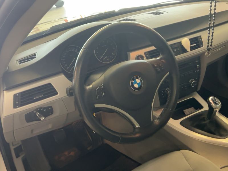 BMW 3er 325i — zdjęcie 12