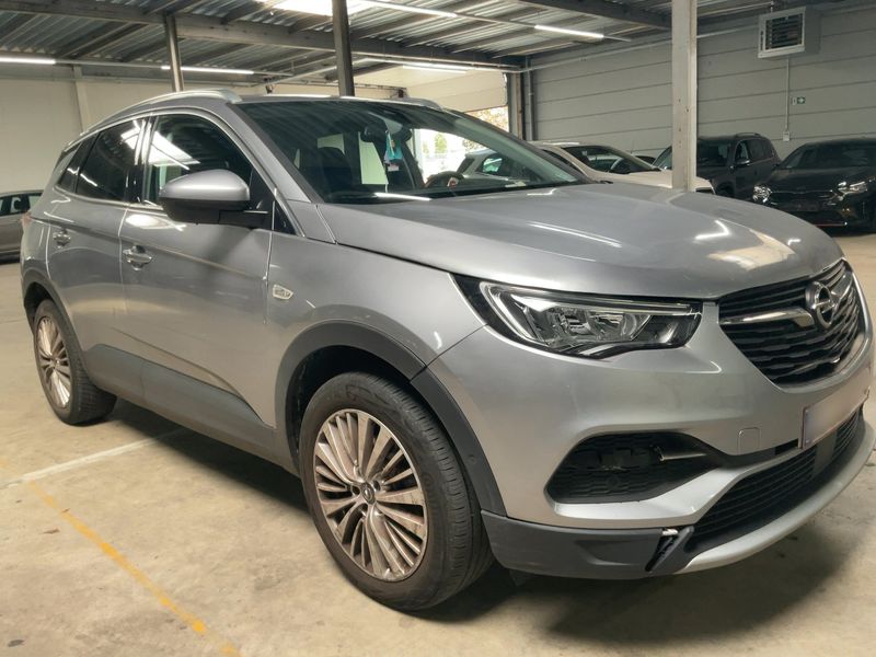 Opel Grandland X 1.2 Turbo Business INNOVATION — zdjęcie 8