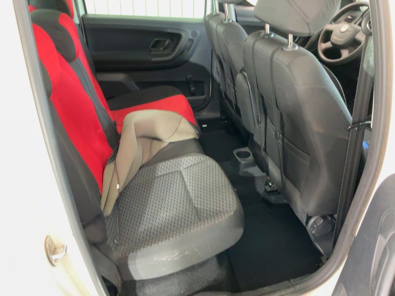 Skoda Roomster 1.2 TSI Ambition Plus Edition — zdjęcie 14