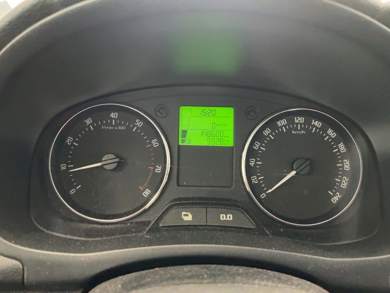Skoda Roomster 1.2 TSI Ambition Plus Edition — zdjęcie 13