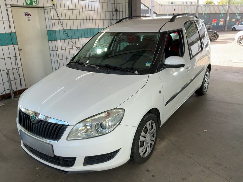 Skoda Roomster 1.2 TSI Ambition Plus Edition — zdjęcie 1