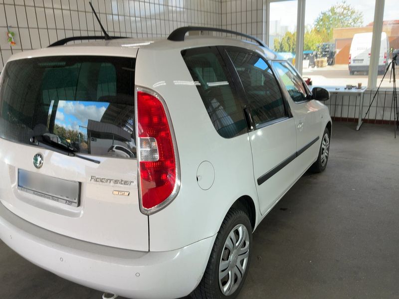 Skoda Roomster 1.2 TSI Ambition Plus Edition — zdjęcie 6