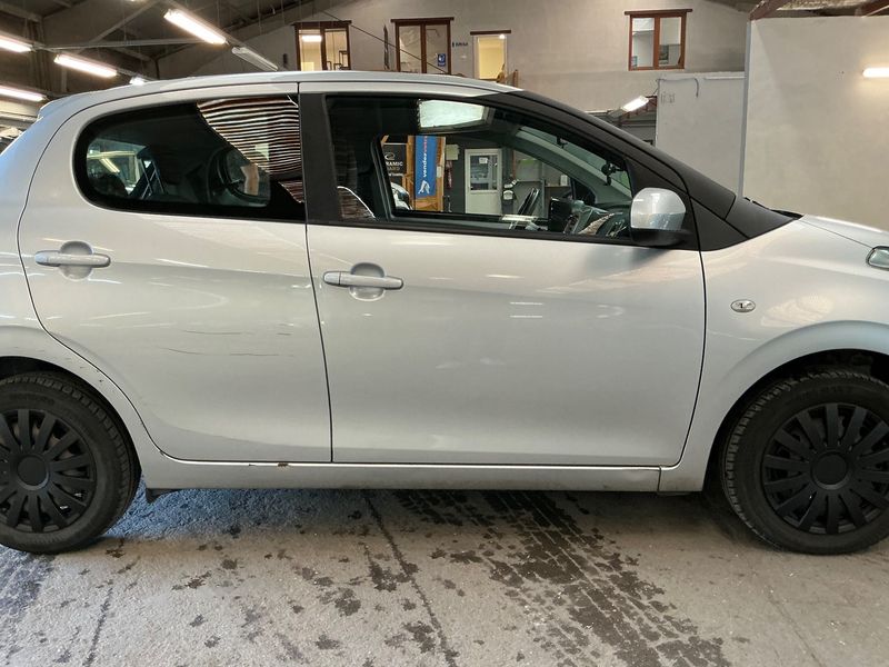 Citroen C1 1.0 VTi Feel — zdjęcie 7