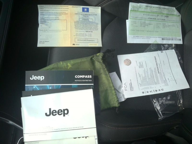 Jeep Compass 1.3 T4 4xe Plug-in Hybrid Limited — zdjęcie 10