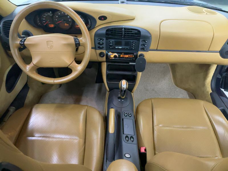 Porsche 911 996 Carrera — zdjęcie 12