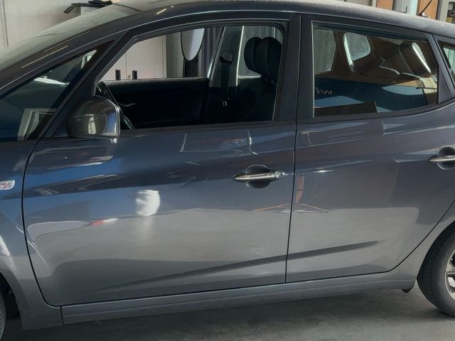 Hyundai ix20 1.6 CRDi Comfort — zdjęcie 4