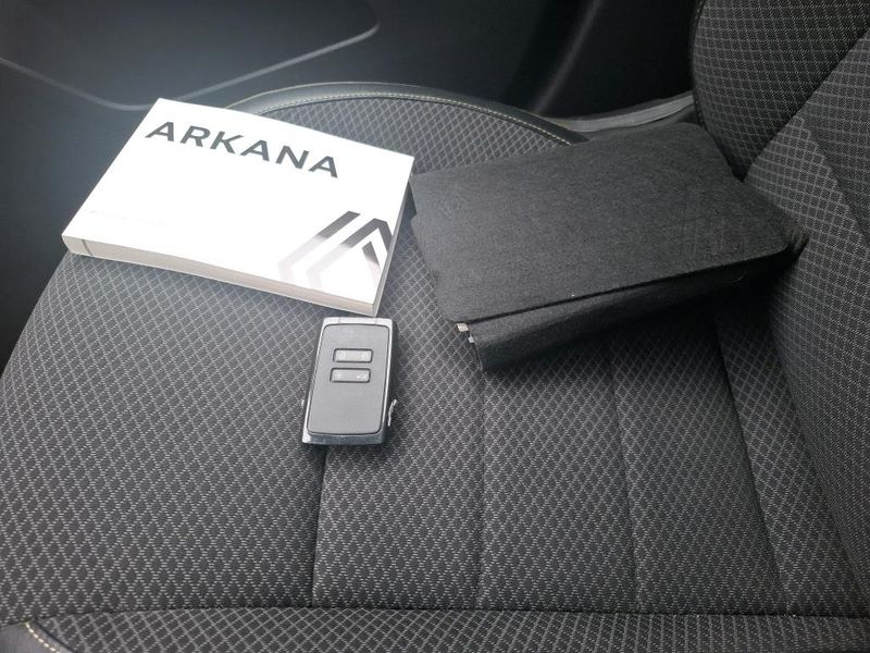 Renault Arkana 1.6 Hybrid E-Tech Techno — zdjęcie 9
