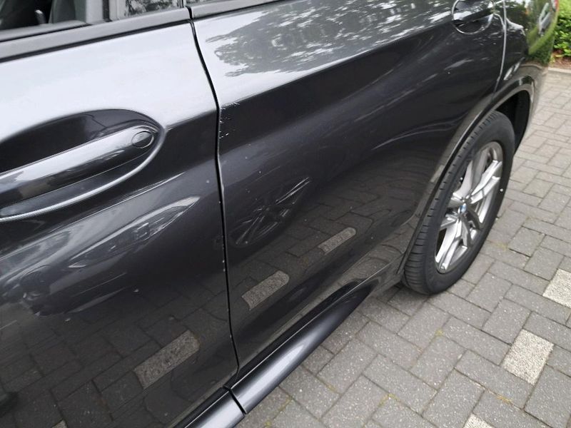 BMW X3 xDrive 30e M Sport — zdjęcie 32