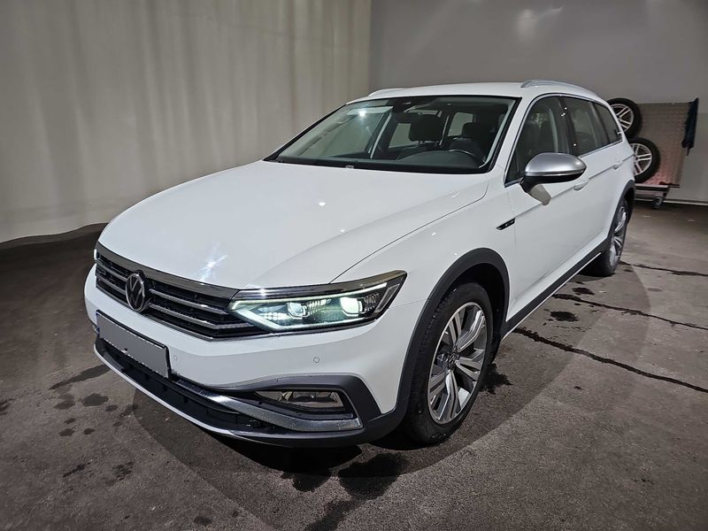 Volkswagen Passat Alltrack 2.0 TDI 4Motion — zdjęcie 1
