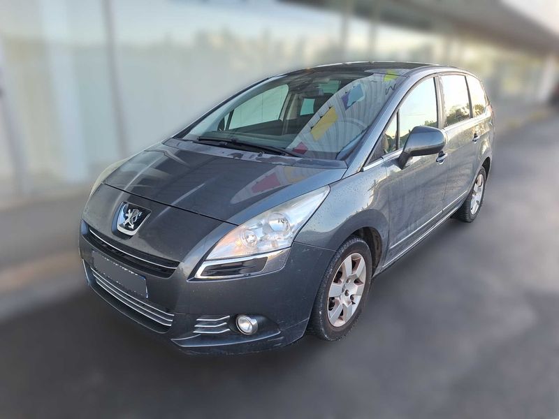 Peugeot 5008 1.6 HDi Active — zdjęcie 1