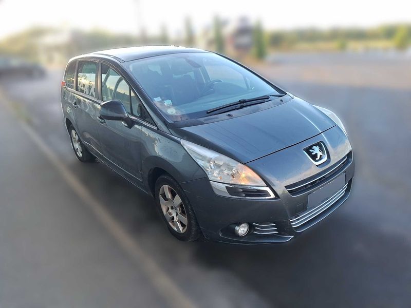 Peugeot 5008 1.6 HDi Active — zdjęcie 6