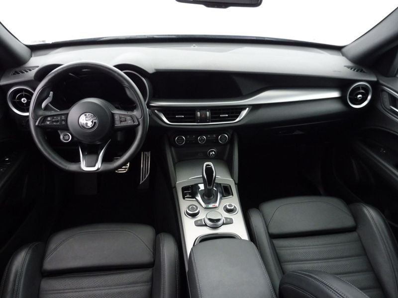 Alfa Romeo Stelvio 2.2 JTDM Sprint 2WD — zdjęcie 8