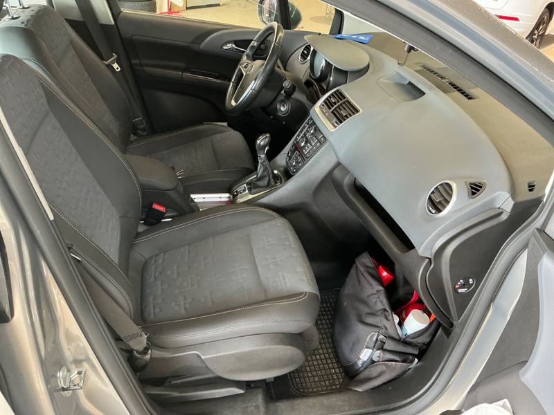 Opel Meriva 1.4 Turbo Innovation — zdjęcie 3