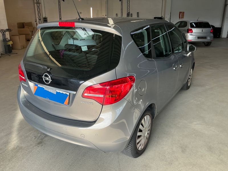 Opel Meriva 1.4 Turbo Innovation — zdjęcie 2