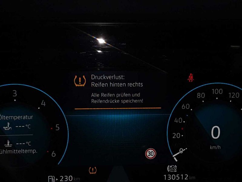 Volkswagen Golf VIII 2.0 TDI Life — zdjęcie 39