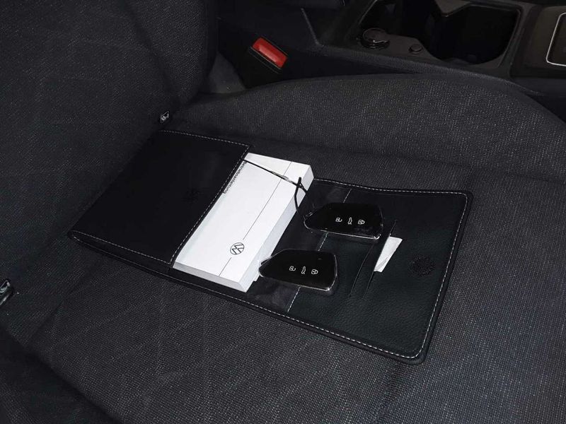 Volkswagen Golf VIII 2.0 TDI Life — zdjęcie 26