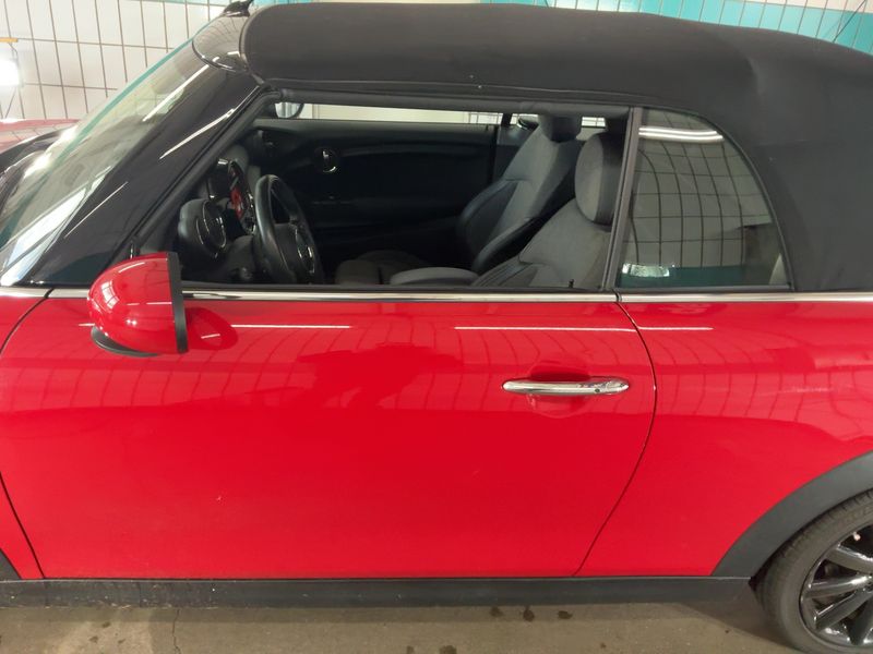 MINI Cabrio Cooper — zdjęcie 4