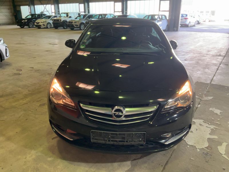 Opel Cascada 2.0 CDTI Edition ecoFlex — zdjęcie 9