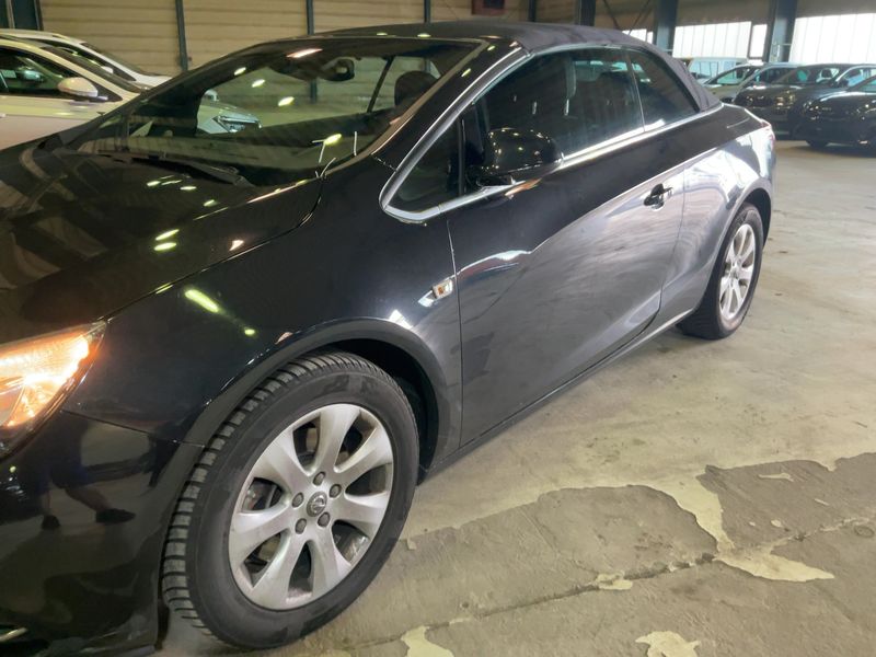 Opel Cascada 2.0 CDTI Edition ecoFlex — zdjęcie 2