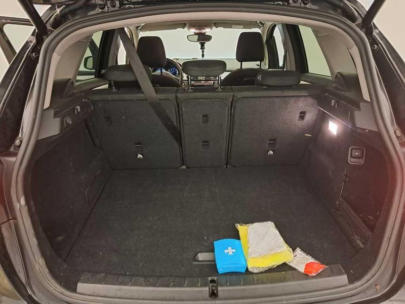 BMW 2er 216d Active Tourer Advantage — zdjęcie 18
