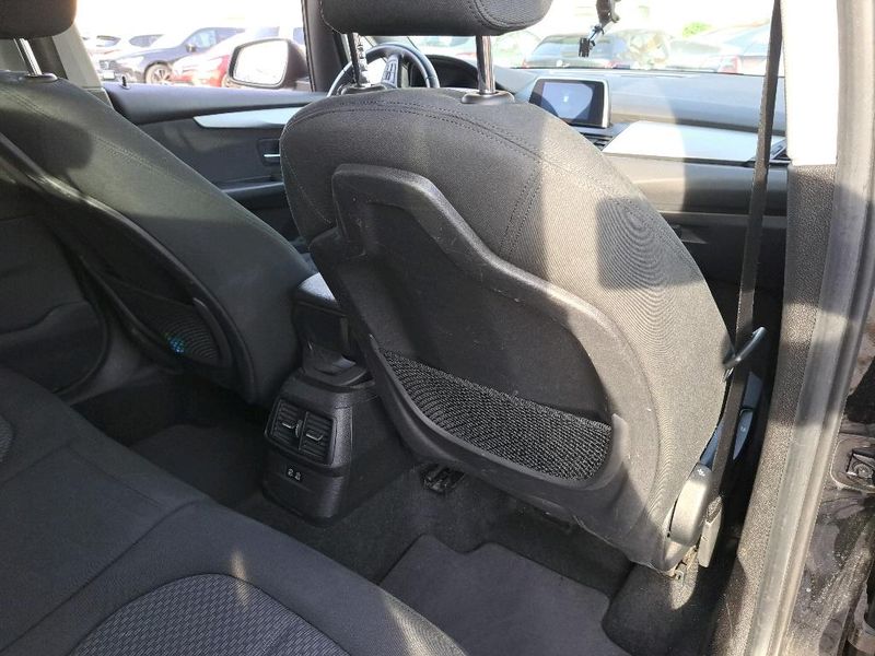BMW 2er 216d Active Tourer Advantage — zdjęcie 25
