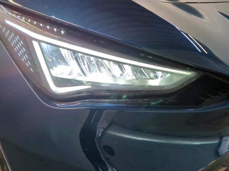 Cupra Born electric drive 150 kW — zdjęcie 18