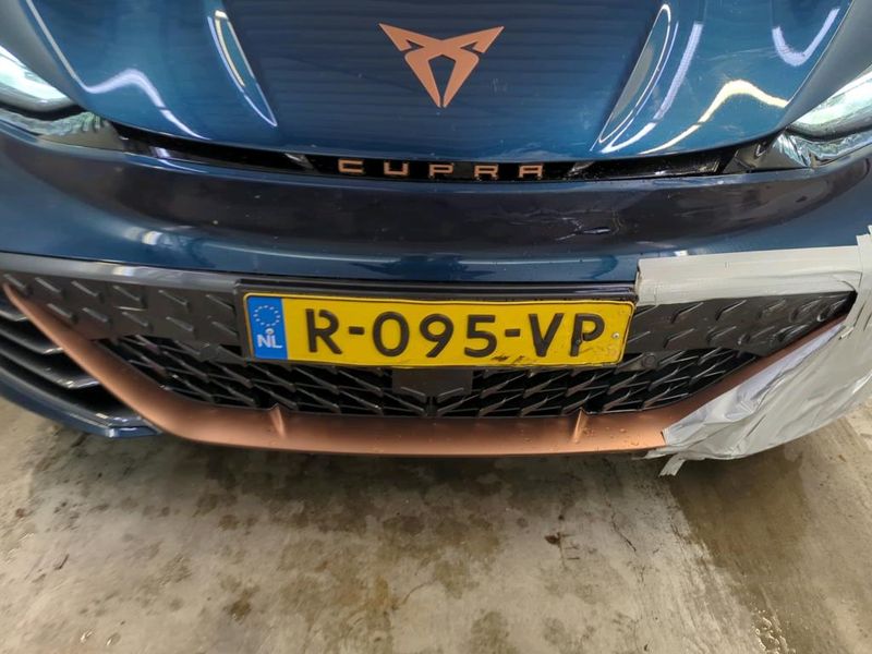 Cupra Born electric drive 150 kW — zdjęcie 13
