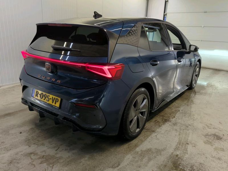 Cupra Born electric drive 150 kW — zdjęcie 4