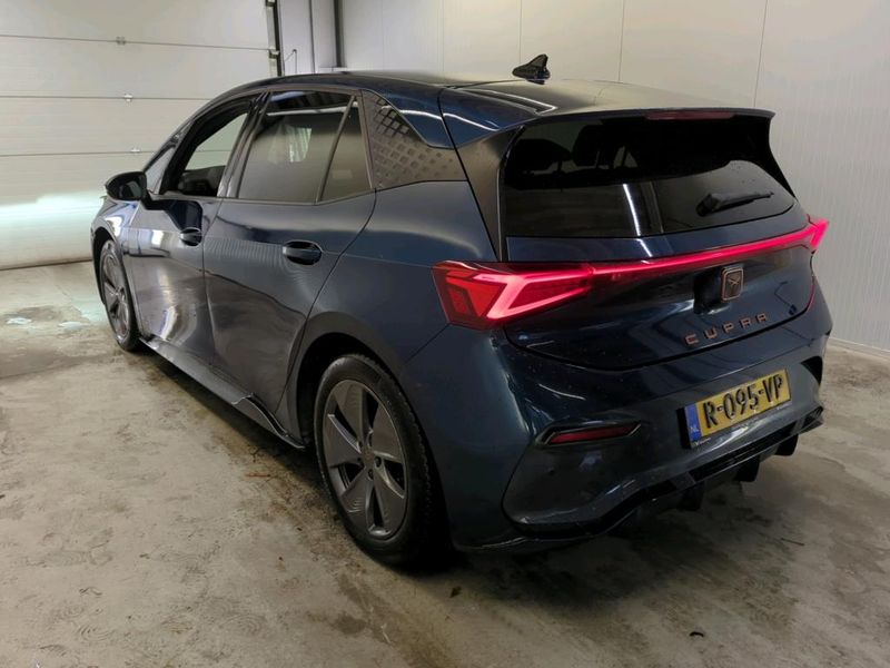 Cupra Born electric drive 150 kW — zdjęcie 3