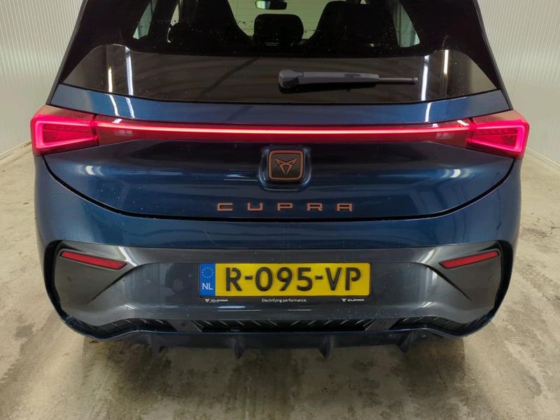Cupra Born electric drive 150 kW — zdjęcie 60