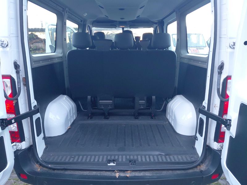 Opel Movano 2.3 CDTI Kb L1H1 3,0t Combi — zdjęcie 9