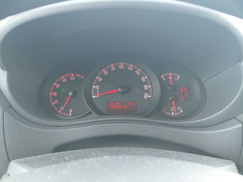 Opel Movano 2.3 CDTI Kb L1H1 3,0t Combi — zdjęcie 12